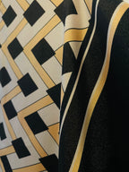 Tunique Kimono – Imprimé Graphique Noir & Écru